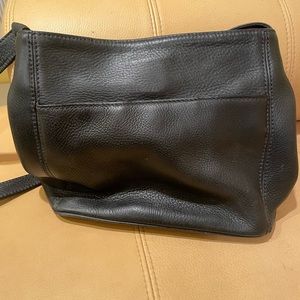 Vintage black coach crossbody leather bag. 12x9.5